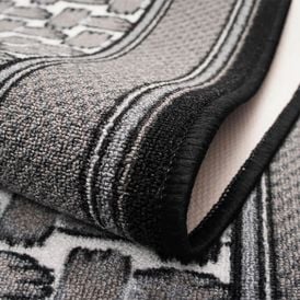 Kusový koberec GRENOBLE stříbrná 2